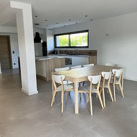 Apartment Avenue Des Palmiers - Maeva - Climatisee Avec Piscine 5 Pieces 8 Personnes - Exclusive Mae-0343 Le Brusc